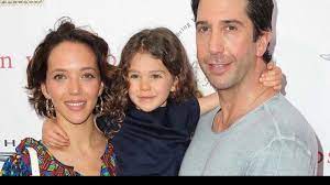 David schwimmer news, gossip, photos of david schwimmer, biography, david schwimmer girlfriend list 2016. Friends Star David Schwimmer Family Father Mother Sister Wife And Daughter Youtube