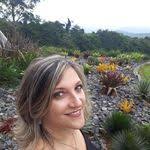 Jane Tekin's Instagram, Twitter & Facebook