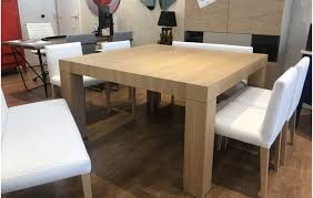 Para los que quieren funcionalidad y necesitan invitar a muchos a comer. Mesa Cuadrada Extensible Maxi