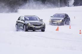 L'opel mokka est un succès incontestable, et il revient dans une version revue désormais siglée « x ». Essai Gamme Opel 4x4 Mokka Insignia Country Tourer Et Opc