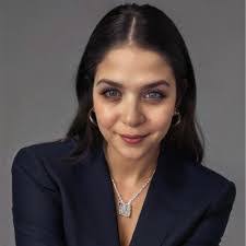 Anne Eliason's Instagram, Twitter & Facebook