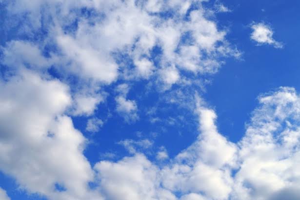 Céu azul nuvens verão Foto stock gratuita - Public Domain Pictures