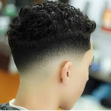 Ver más ideas sobre peinado cabello corto hombre, cortes cabello hombre, cabello para hombre. Mid Fade