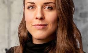 Erica Beeler's Instagram, Twitter & Facebook