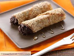 Crepes En Cornet A La Mousse Chocolat Recettes Recette Mousse Au Chocolat Alimentation Recette