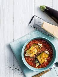 Ovenschotel Met Auberginerolletjes Met Mascarpone En Kipfilet In Tomatensaus Recept Auberginerolletjes Voedsel Ideeen Recept Kip