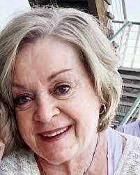 Barbara Dinning's Instagram, Twitter & Facebook