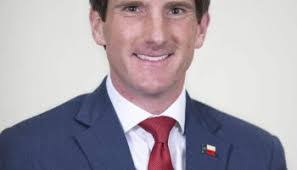 Austin Arceneaux's Instagram, Twitter & Facebook