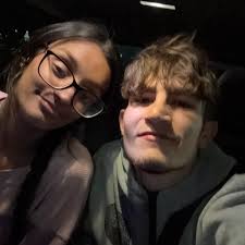 Suspicious encounter with stranger who asked for fingerprints and driver's  license to fix car