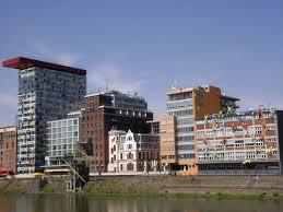 Telefonisch erreichbar ist das restaurant über die. Dusseldorf A Beautifully Incongruous Hodgepodge Gonomad Travel