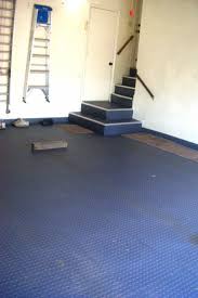 Industrial Pvc Coin Garage Tile Floors For Warehouses Buildings Garage Tile Garage Floor Tiles Tile Floor