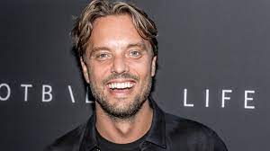 Smit's norwegian partner, tug and salvage company buksér og berging (b&b), was taken on as subcontractor. Bas Smit Makes A Shocking Revelation On Instagram World Today News
