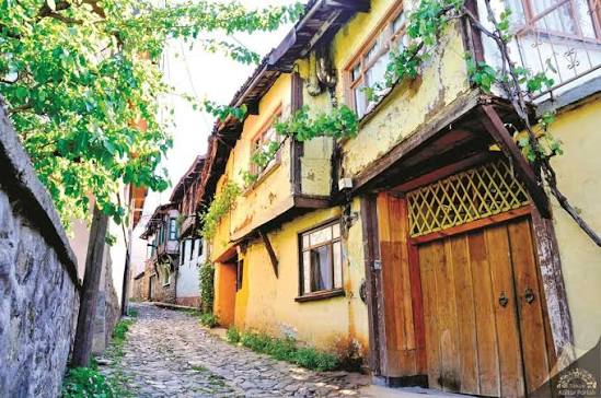 BURSA VE CUMALIKIZK | Kültür Portalı