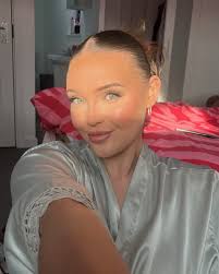 Kiera Andrews 🦋 (@kieraandrews_) • Instagram photos and videos