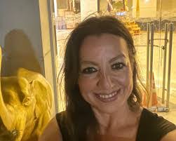 Karin Melvin's Instagram, Twitter & Facebook