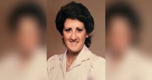 Julia Davis Obituary