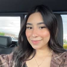 Donna Polizzi's Instagram, Twitter & Facebook