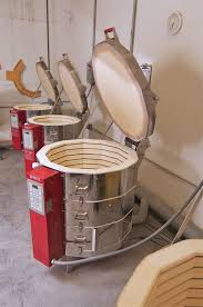 An Introduction To Electric Pottery Kilns Ceramic Arts Network Pottery Kiln Pottery Techniques Ceramic Art