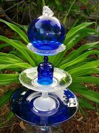 This Glass Art Piece Is 20 Ins Tall And Sits Nicely On The Ground Or On A Deck All The Glass Is Vintage I Choose Glass Garden Art Garden Totem Glass Garden