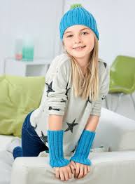 This knitting pattern is another lovely design by heather lodinsky. Teen Accessory Set Knitting Patterns Let S Knit Magazine