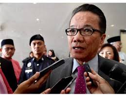 Menteri di jabatan perdana menteri, datuk liew vui keong berkata beliau telah memberikan laporan jawatankuasa pilihan. Kerajaan Kaji Kategorikan Pencerobohan Privasi Sebagai Jenayah