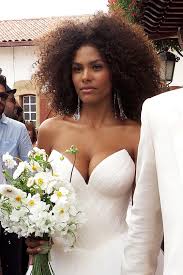 The couple tied the knot earlier this month, five months after they announced their engagement. Star Hochzeiten Die Skurrilsten Brautkleider Der Stars Gala De