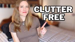 10 decluttering habits that will transform your home this year.