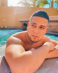 Adriel Diaz (@adrieldiaz) • Instagram photos and videos