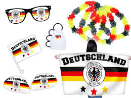 9 Teiliges Fanset Deutschland Fanpaket Wm Fanartikel Fahne 90 Cm X 150 Cm Autospiegeluberzuge Autofahne Rassel Loc Deutschland Fahne Deutschland Fahnen