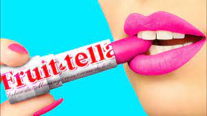 It feels like i haven't posted in a super long time! 15 Funny Couple Pranks Prank Wars Youtube