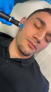 💦 Forget the flowers this Valentines, get the glow! 💦 HydraFacial