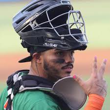 Xavier Valentin (@xavvl_17) • Instagram photos and videos