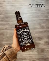 JACK DANIEL'S🥃 👉🏻 ¿Sabias que es el whisky número 1 en Estados unidos y  el número 4 en el mundo? Nosotros lo TENEMOS! 📍 Jacinto Peralta Ramos  1824. 📍San juan 2735.