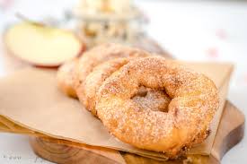 Apfelkucherl Selbst Gemacht Rezept Apfelkucherl Lebensmittel Essen Dessert Rezepte