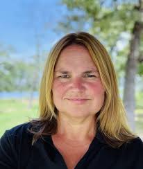 Looking for someone who teaches guitar lessons!!!