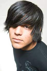 Emo hairstyles and emo haircuts involve lots of long, heavy bangs brushed to one side, that tend to cover one or 2. Short Hair Emo Hairstyles For Guys Novocom Top