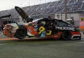 I take a look at my first new look toyota diecast in the form of bk racing's matt dibenedetto in his dustless blasting #83. Miniatuurvoertuigen Matt Dibenedetto 2016 Action 1 64 83 Orange Crush Darlington Toyota Diecast Razzmatazzfilms Com