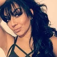 Donna Loya's Instagram, Twitter & Facebook