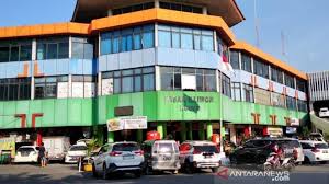 Kodepos kelurahan/desa pasar kliwon kecamatan pasar kliwon kabupaten/kota surakarta (solo) propinsi jawa tengah. Pedagang Dan Pembeli Tak Patuhi Protokol Covid Pasar Kliwon Kudus Ditutup Suara Jateng