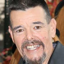 On the Edge of Black and White (2008)