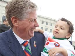 AO SERVIÇO DA COMUNIDADE DESDE 1975 “O NOSSO SUCESSO DEVE-SE AO APOIO DA  NOSSA COMUNIDADE. OBRIGADO POR MAIS UM ANO DE SUCESS