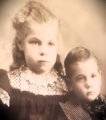 Sons and Daughters of Joseph and Delzie Ollis. Names listed beside picture.  (Photo from Liz Elmore)