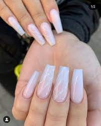 25 Beautiful Marble Nail Design Ideas The Glossychic Marble Nail Designs Stylish Nails Art Makeup Nails Designs
