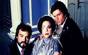 It is a reboot based on the 2004 mexican telenovela of the same name, and the third production of the fábrica de sueños franchise. Cuna De Lobos Fecha De Estreno Del Remake Trailer Historia Y Todo Sobre El Regreso De Catalina Creel Tv Espectaculos La Prensa Peru