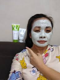 Secret of Beauty!🧖 Been using Herbalife SKIN for almost 4 years now! If it  wasn't good, you think a woman would still stick to it? You know lah, we  women got this "