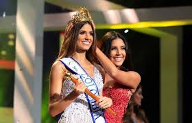 Entrevista a laura olascuaga y natalie ackermann después de miss universe. Una Calena Se Corono Como Senorita Colombia 2019