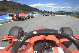 Coming out of the parabolica, leclerc lost the back end of his sf1000 as he stepped. Formel 1 Ferrari Crash Leclerc Entschuldigt Sich Bei Vettel Autobild De