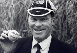 Pauline Upton's Instagram, Twitter & Facebook