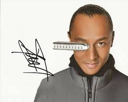 Amazon.com: Frederic Yonnet REAL hand SIGNED Photo #2 COA Autographed  Harmonica Musician : Arte Coleccionable y Bellas Artes