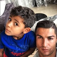 Eine amerikanerin wirft fußballstar ronaldo vergewaltigung vor. Cristiano Ronaldo Verbietet Seinem Sohn Den Kontakt Zur Mutter Cristiano Ronaldo Ronaldo Ronaldo Cristiano